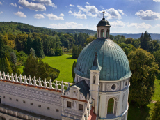 KRASICZYN zamek hotel pokoje noclegi wypoczynek restauracja w Polsce Przemy�l